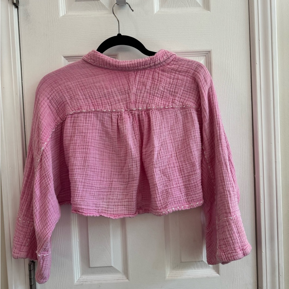 FREE PEOPLE Elora Pink Cropped Oversized Button Down Size Small - Picture 3 of 7